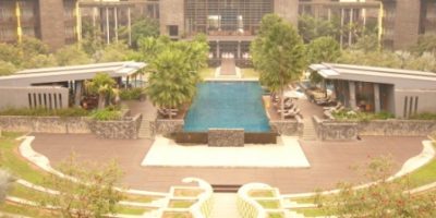 kolam renang hotel novotel Palembang.