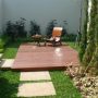Taman minimalis dek dan jalan setapak