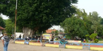 Alun-alun kota Pekalongan.