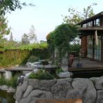 Pergola di depan Vila, Vila Air Bandung.