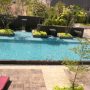 kolam renang club house provence.